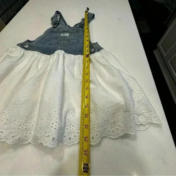 Oshkosh Overall Dress 5T Toddler Denim White Eyelet Cotton Romper - Picture 6 of 9